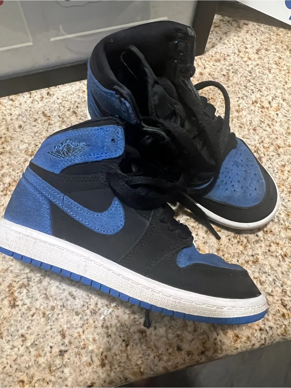 Nike Air Jordan 1 Retro High Sneakers in Black & Blue Suede